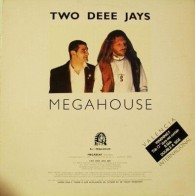 Two Deee Jays – La Destruccion De La Química