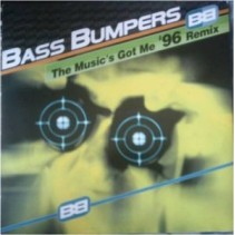 Bass Bumpers ‎– The Music's Got Me ('96 Remixes) 