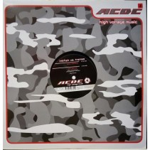 Inkfish vs. Tronso ‎– Weird Reactions / Mrs Pacman (TECH-HOUSE)