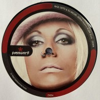 Raul Soto & Miguel Serna  pres Rodri Dejota - Down