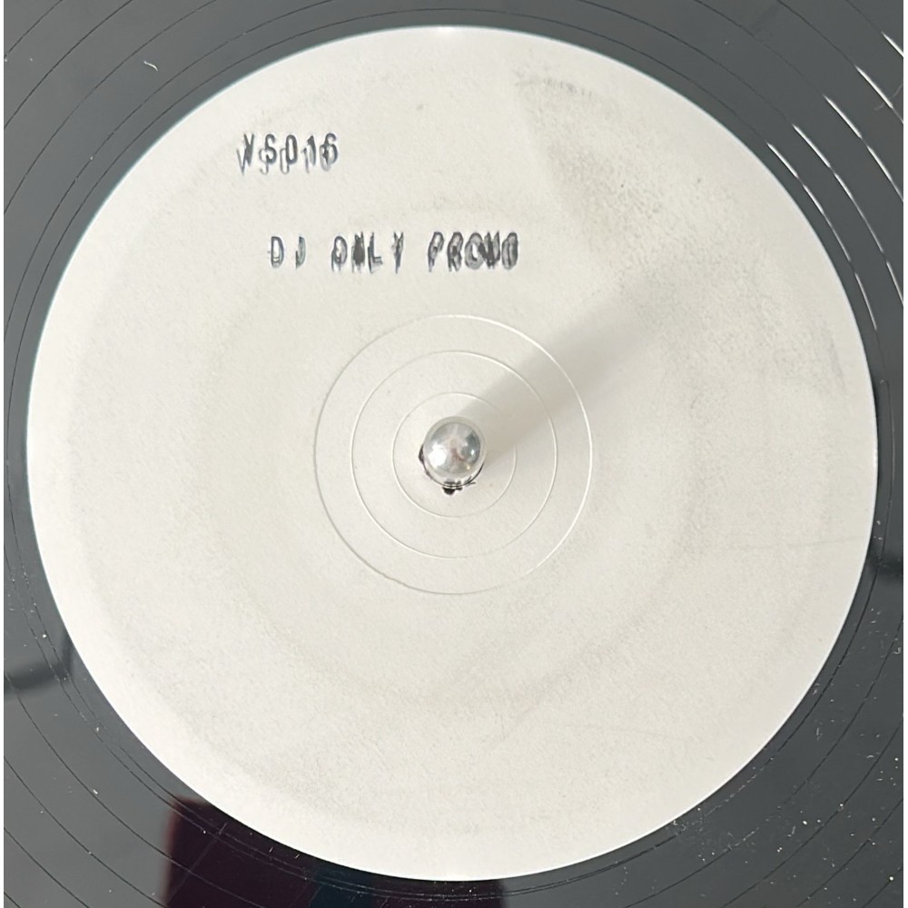 copy of Ivan H feat Sara - Can't get away