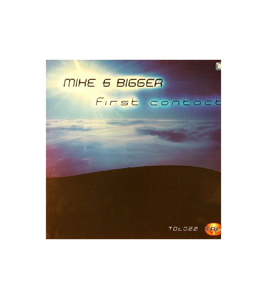 Mike & Bigger – First Contact