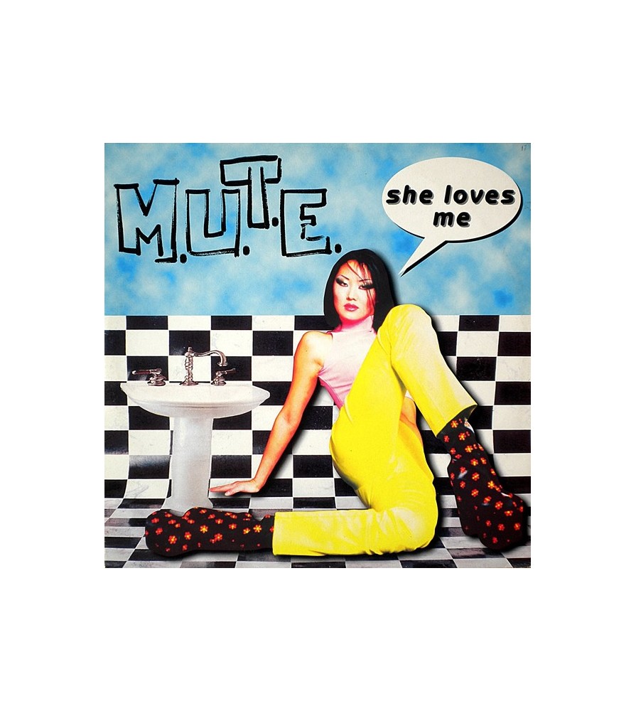 MUTE - She Loves Me