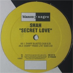 Shah - Secret Love (BLANCO Y NEGRO)