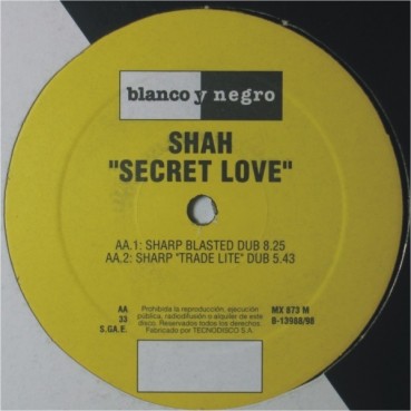 Shah - Secret Love (BLANCO Y NEGRO)
