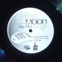 Nylon Moon – Sky Plus (MELODIA FINA DEL 96¡¡)