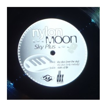 Nylon Moon – Sky Plus (MELODIA FINA DEL 96¡¡)