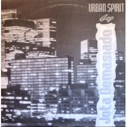 Urban Spirit  By Jota Demasiado – Brass End (2 MANO,BASE MUY BUENA¡)
