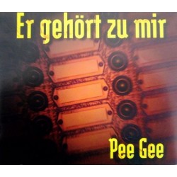 Pee Gee  – Er Gehört Zu Mir (2 MANO,MAKINA REMEMBER DEL 96¡)